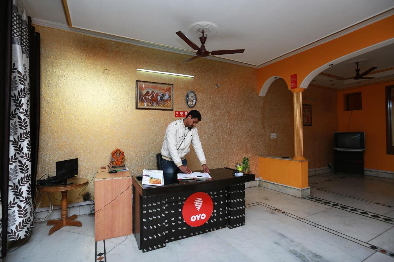 Oyo 11752 Hotel Sun Palace Residency Indirapuram Buitenkant foto