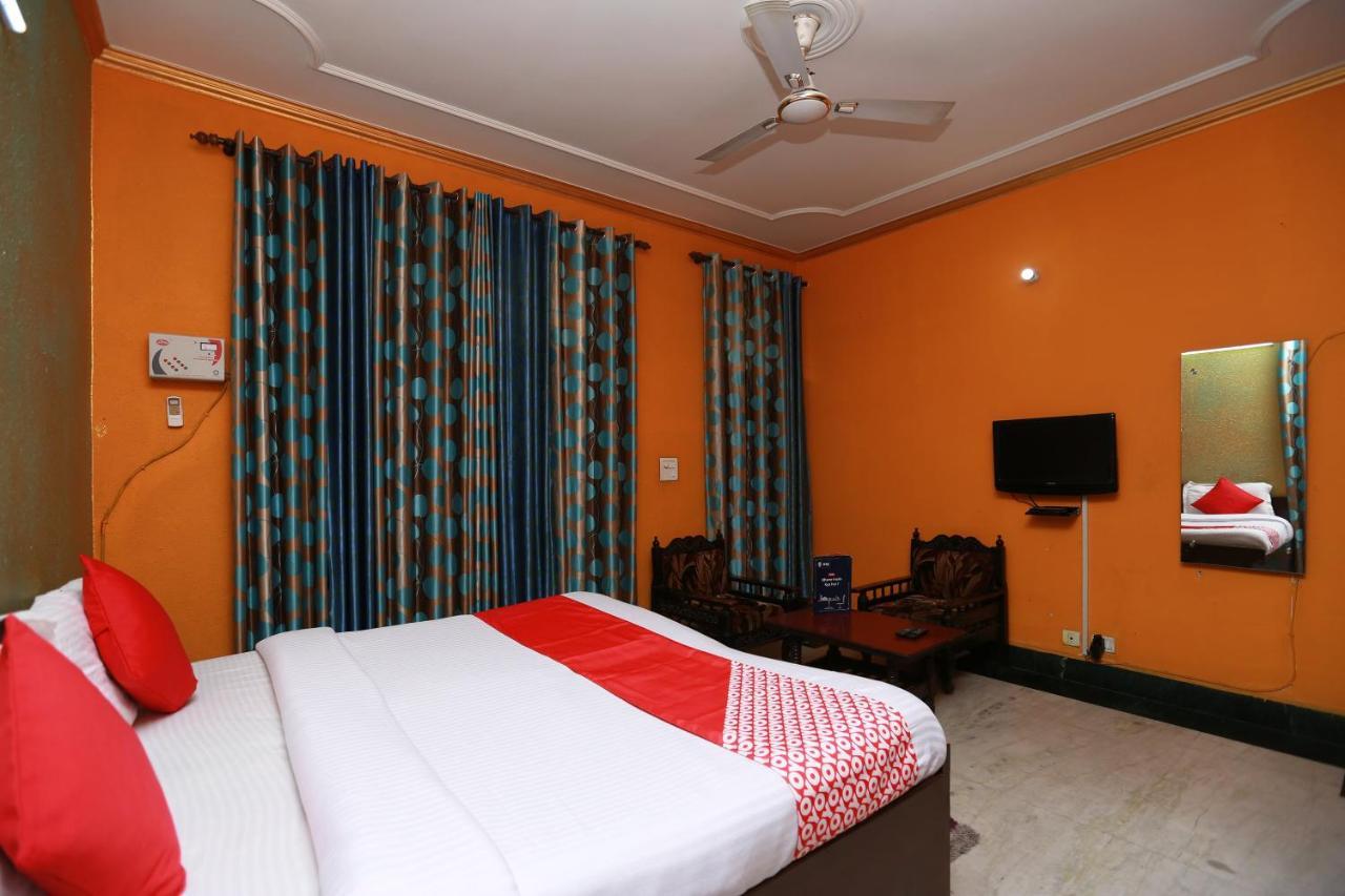 Oyo 11752 Hotel Sun Palace Residency Indirapuram Buitenkant foto