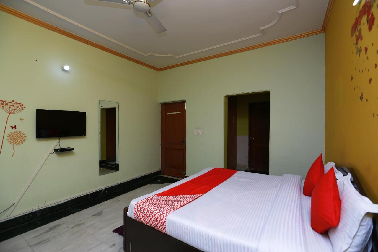 Oyo 11752 Hotel Sun Palace Residency Indirapuram Buitenkant foto