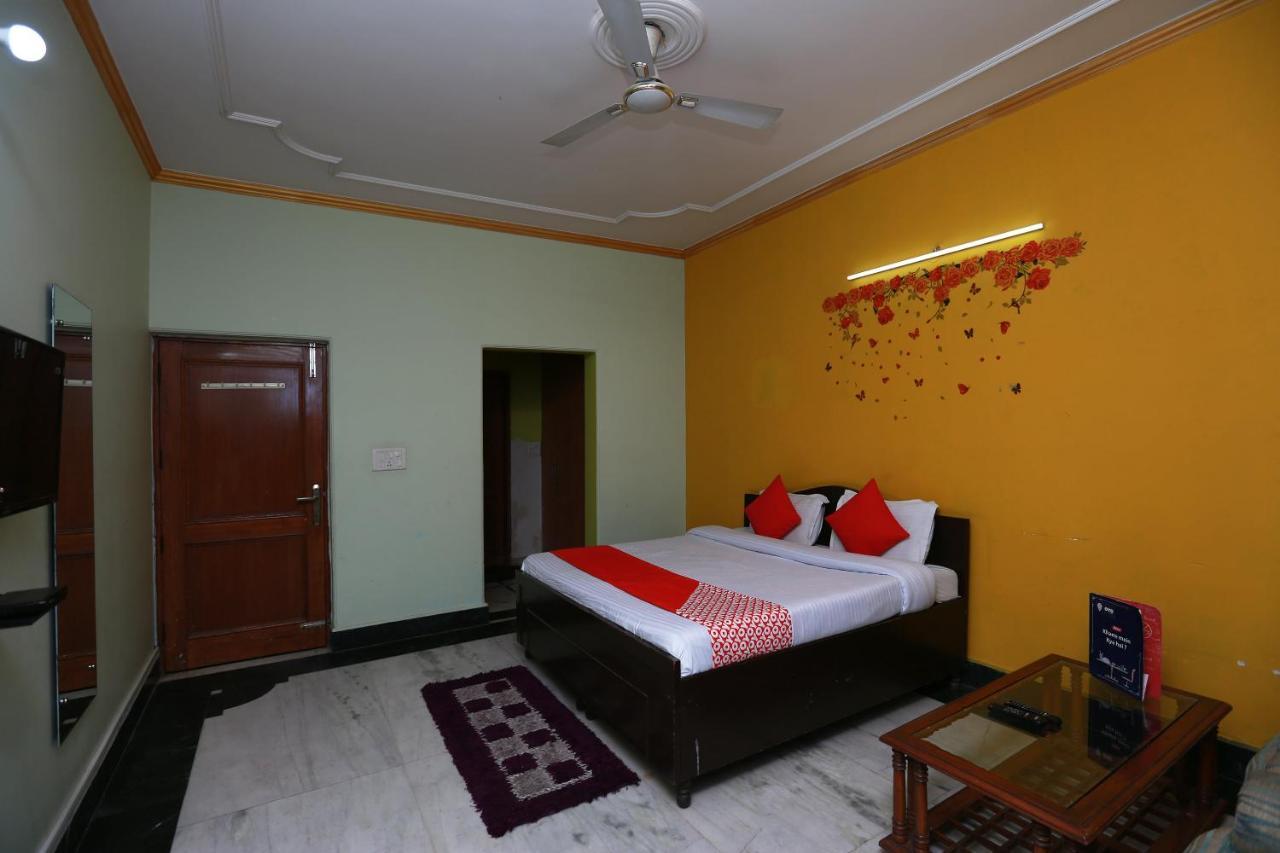 Oyo 11752 Hotel Sun Palace Residency Indirapuram Buitenkant foto